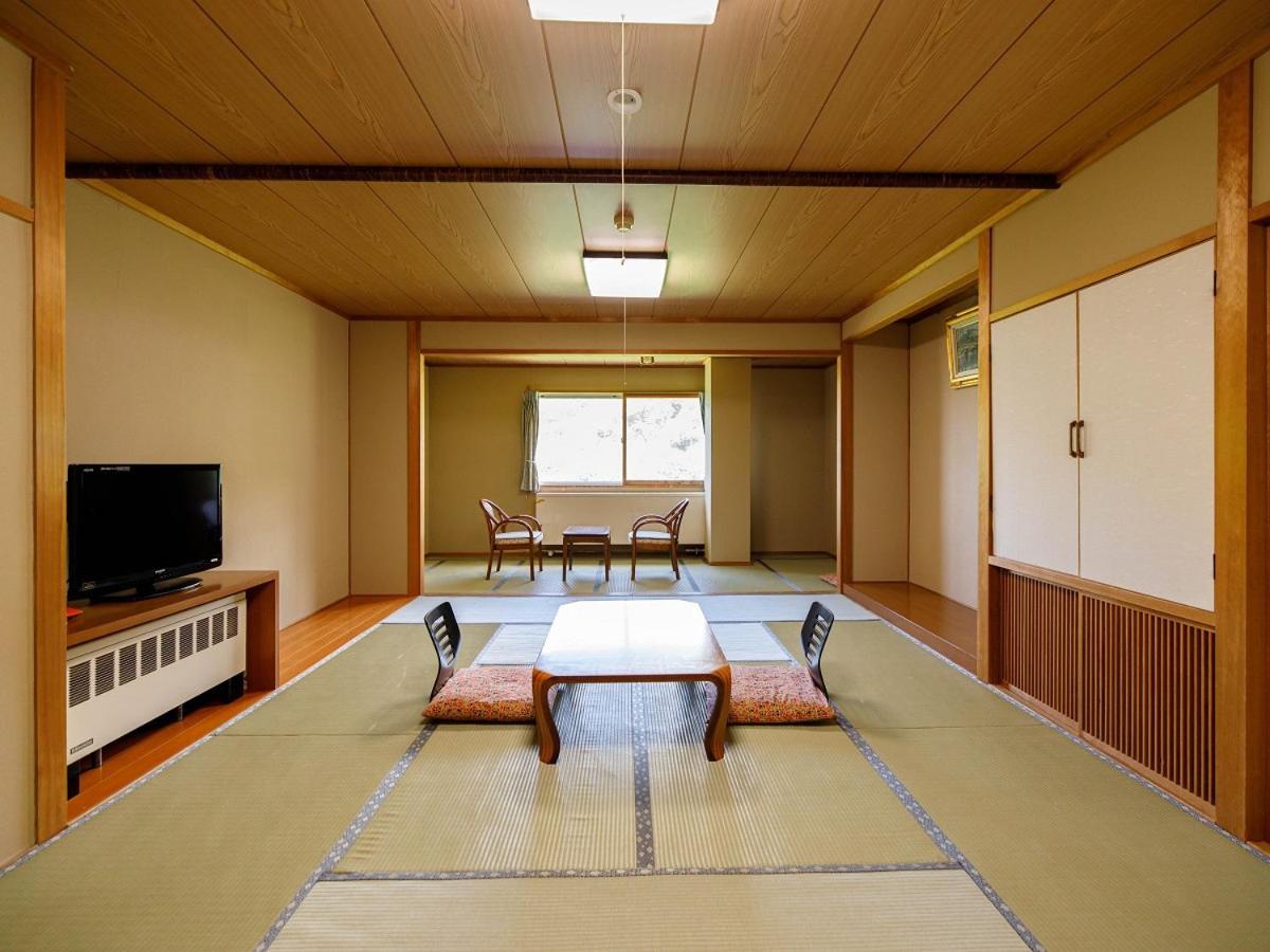 Hotel Iwasuge Yamanouchi  Eksteriør billede